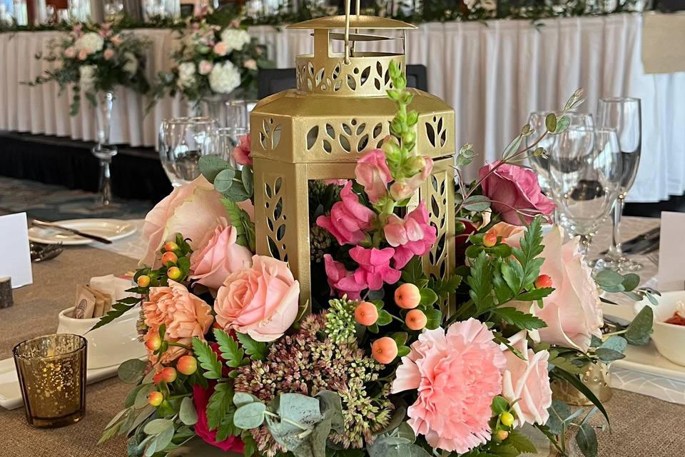 Lantern centerpiece