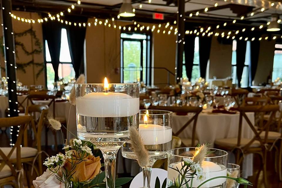 Flower & candle centerpiece