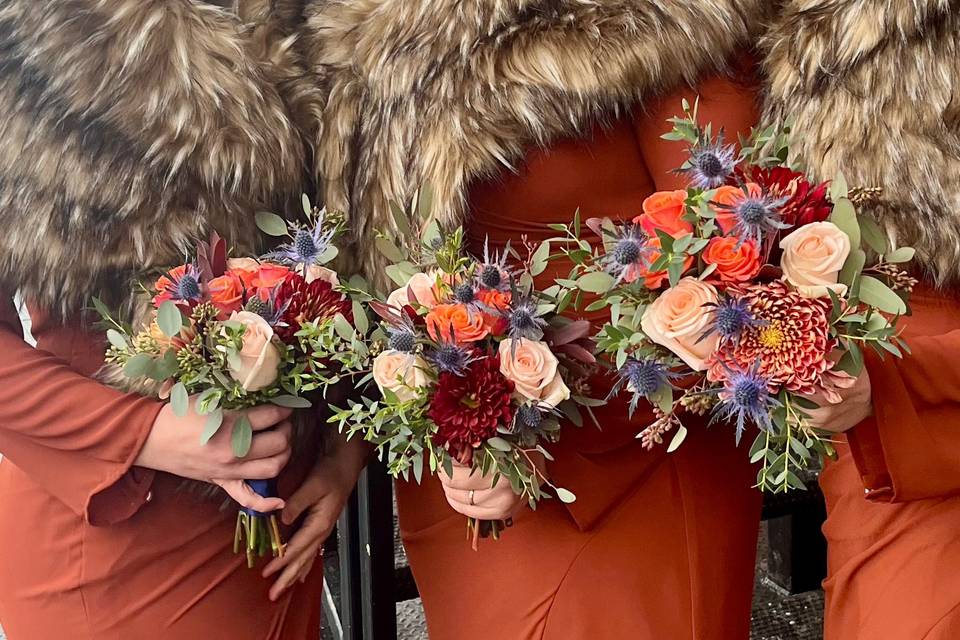 Bridesmaids bouquets
