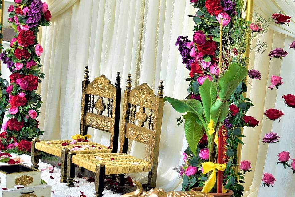 A colourful mandap