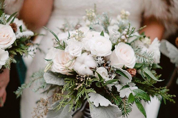 Winter bridal bouquet