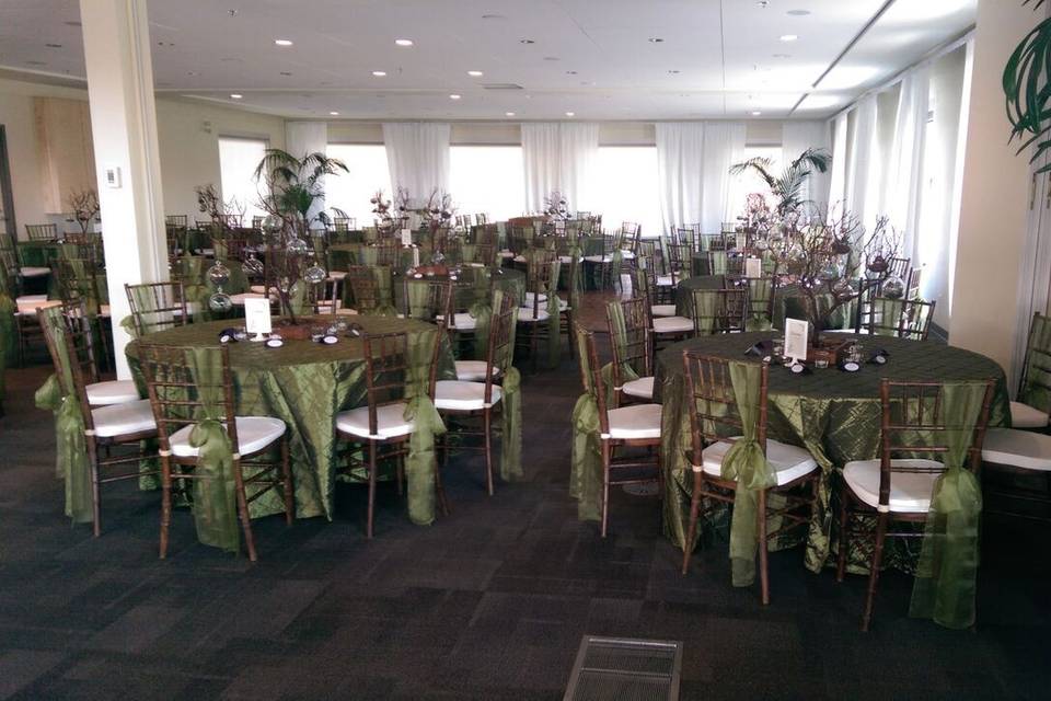 Green with chivari chairs