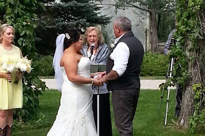 Winnipeg Wedding Officiant