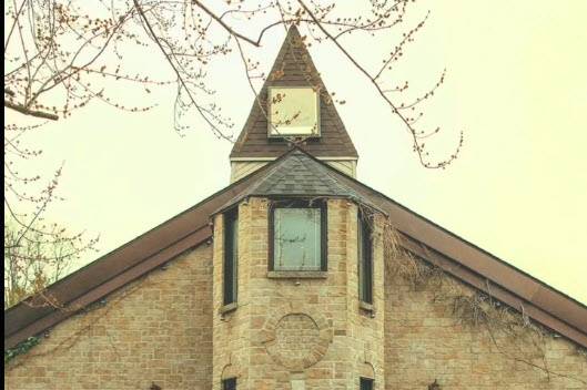 Chapel wedding front