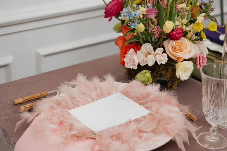 Feathered menu