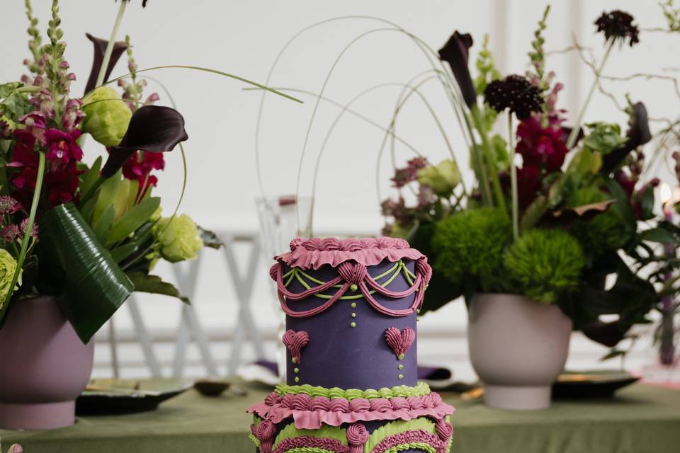 3 tier wedding cake chartreuse