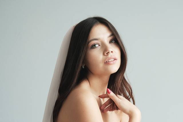 Blush veil