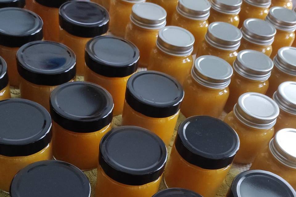 Tasty Peach Mango Jam