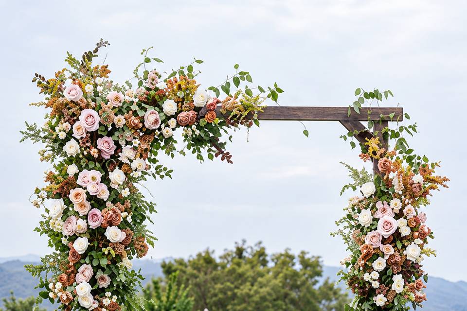 Outdoor Partial Arch Floral