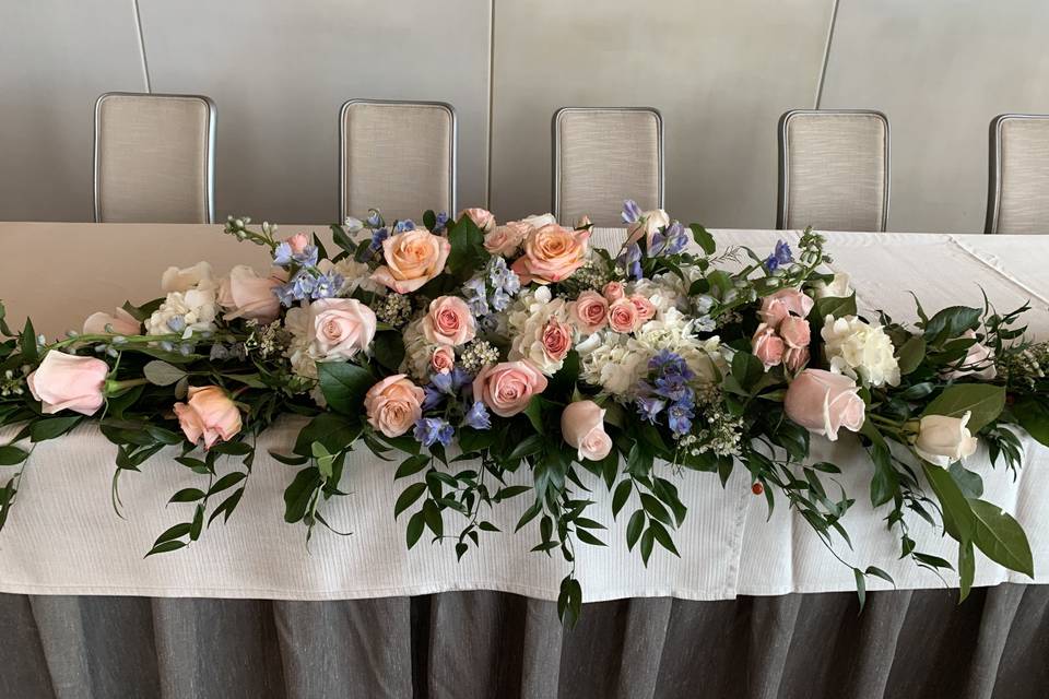 Bridal bouquet and arch