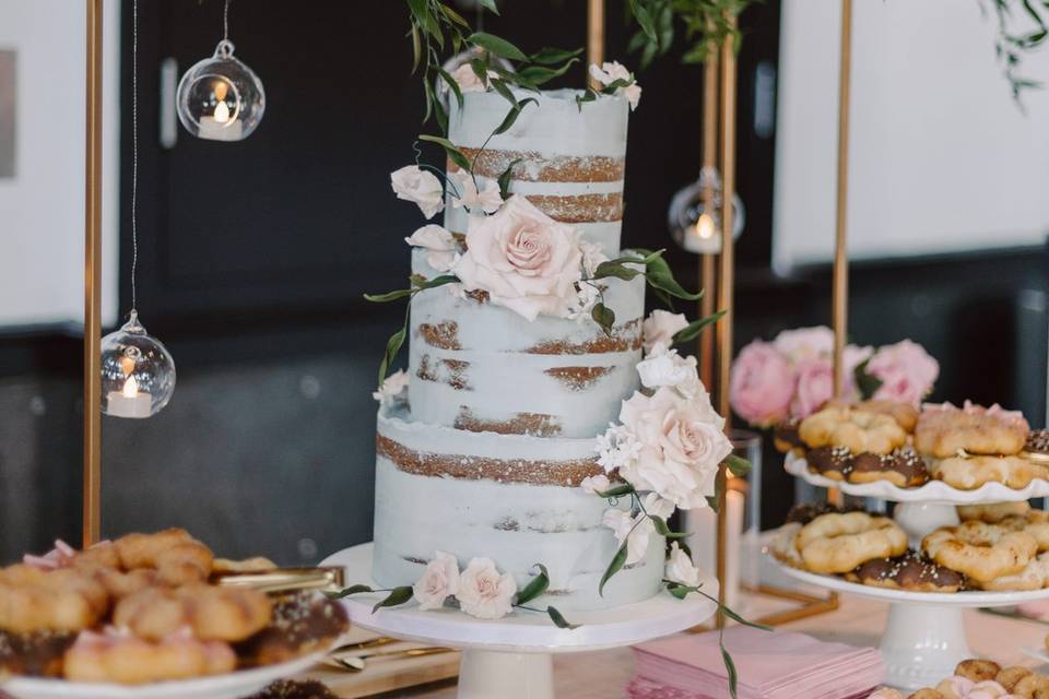 Cake table decor and florals