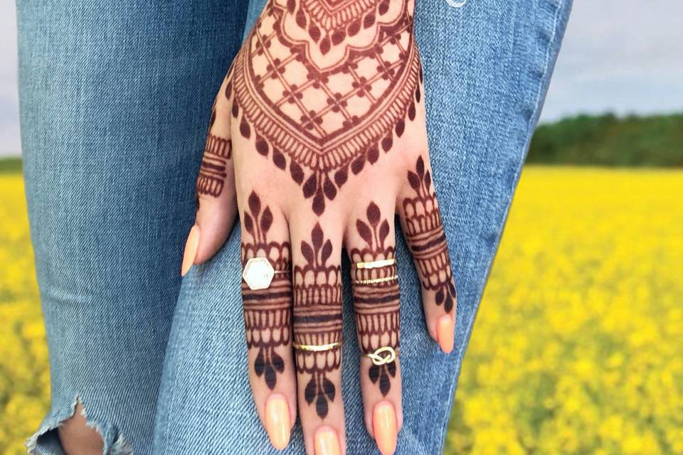 Living Skies Henna