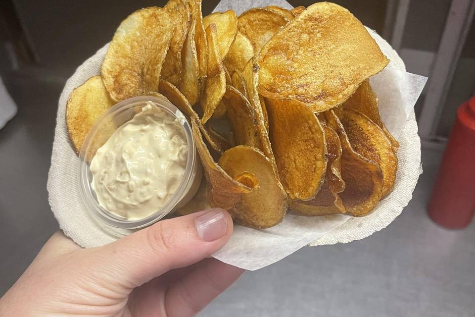 Homemade kettle chips and dip