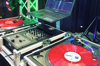 Baseline DJ & Photo Booth Services