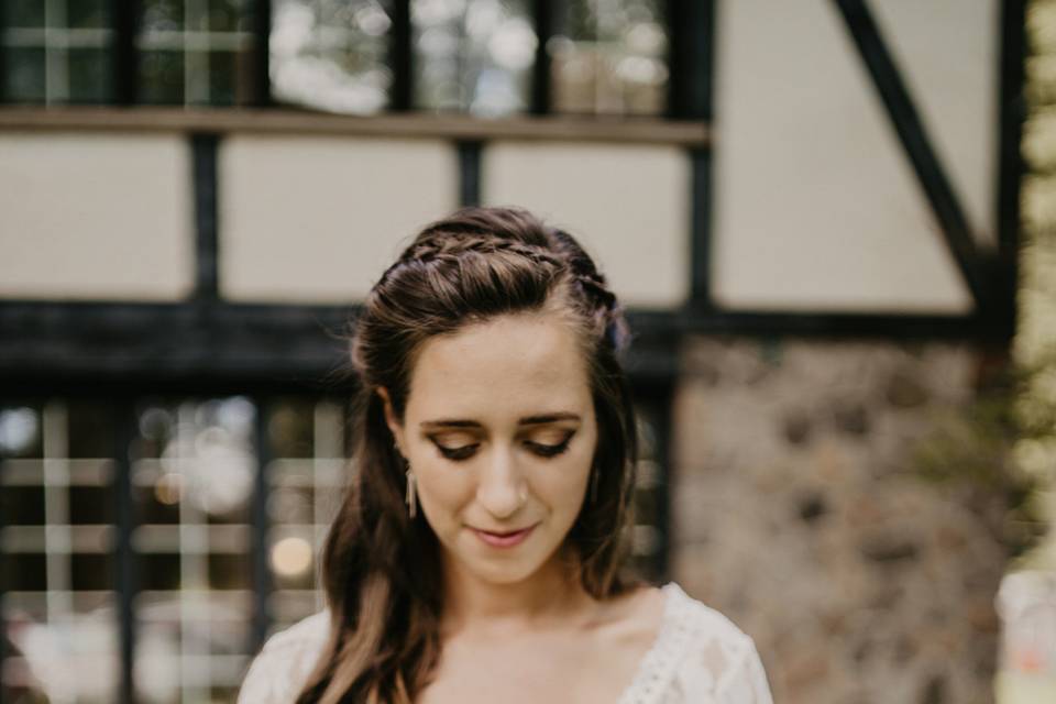 Holding the bouquet