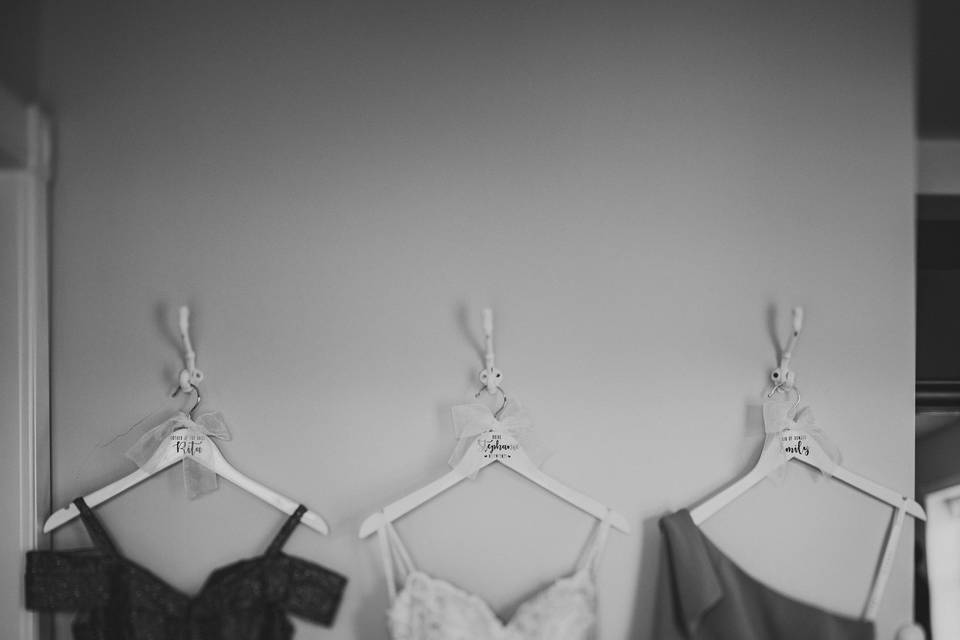 Dress hangers