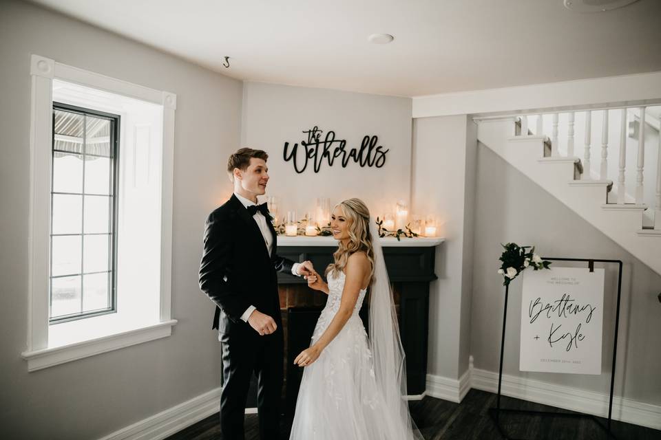 Indoor ceremony setup