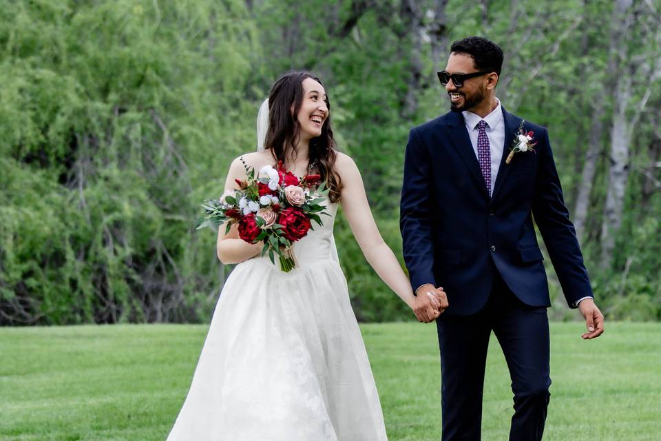 Romantic wedding photos Ottawa