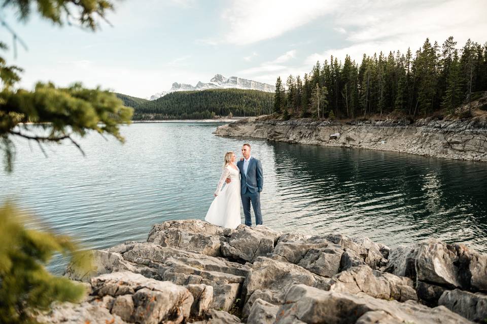 Lake Minnewanka Wedding