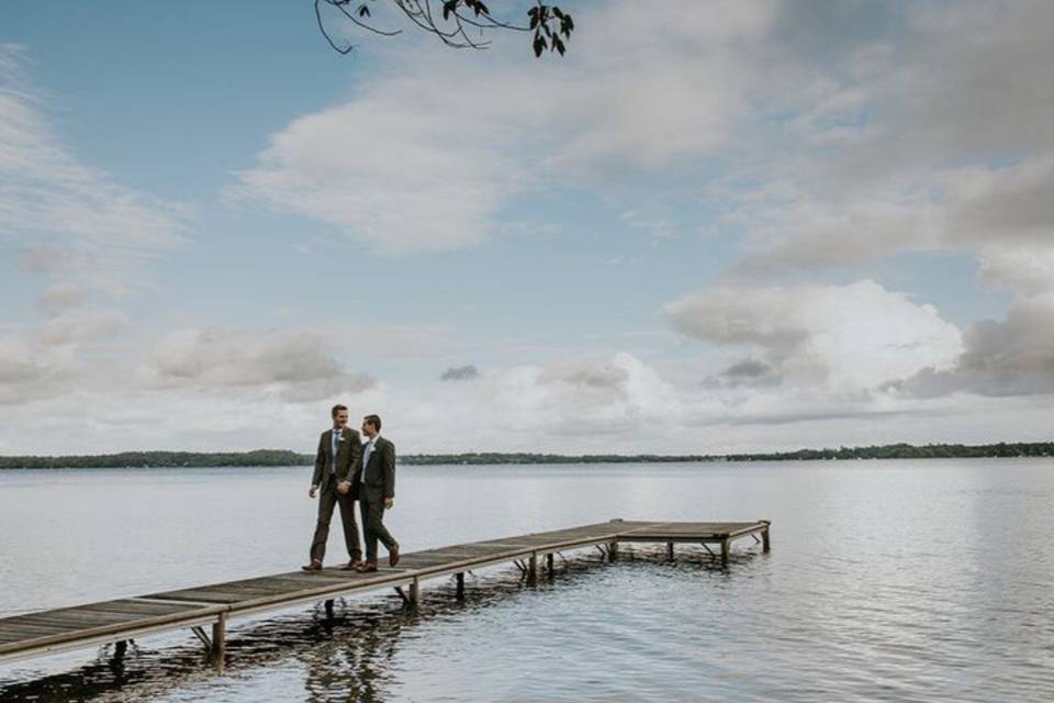 Wedding portrait with forest