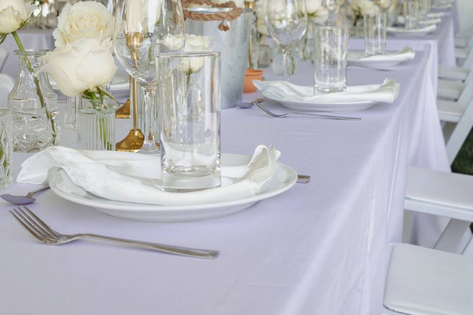White rose & candles decor