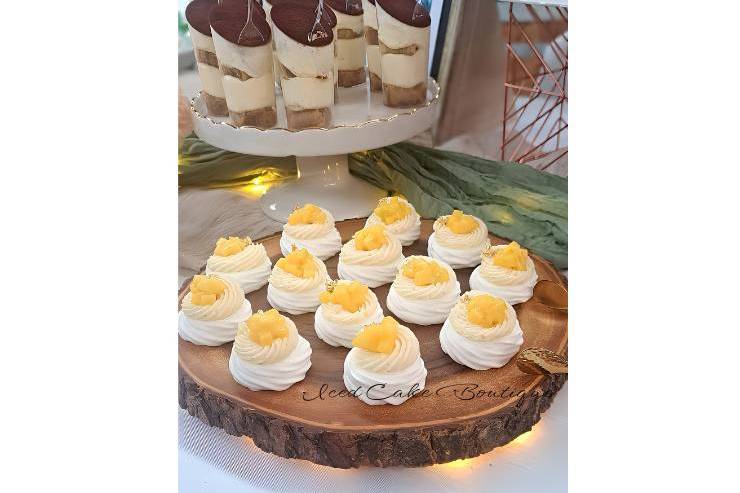 Tiramisu & Pavlova