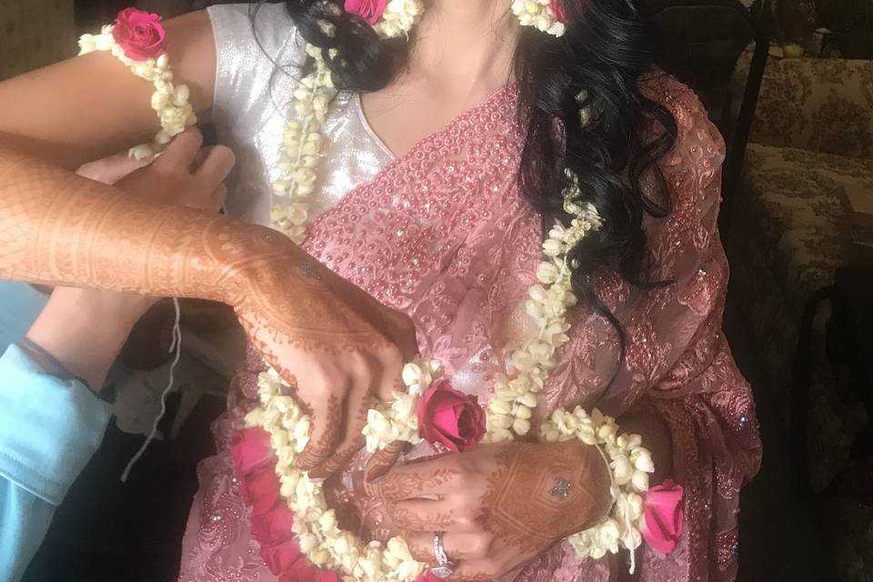 Mehndi bride