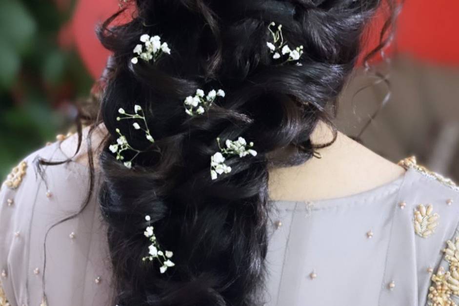 Bridesmaid hair