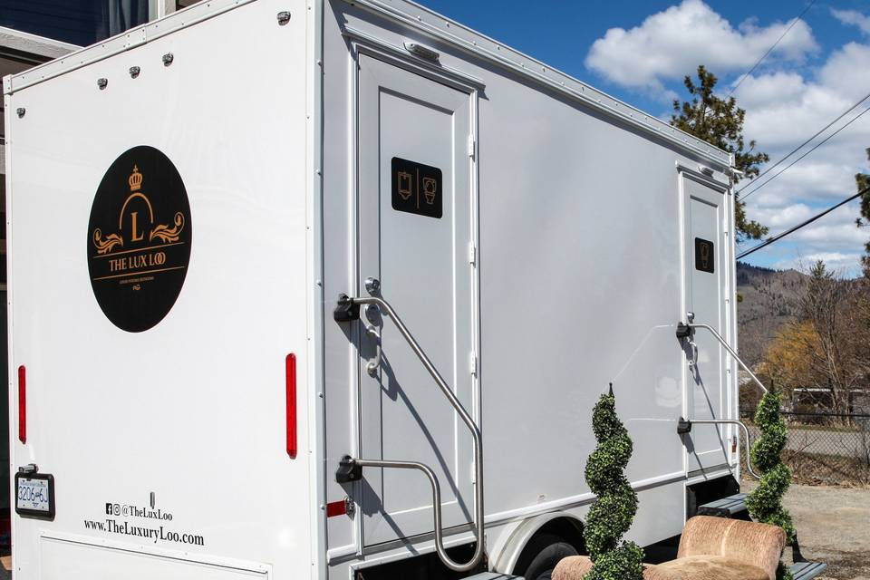 The Lux Loo - Luxury Mobile Restrooms