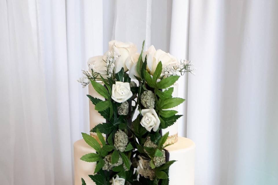 Cannabis wedding cake