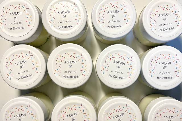 Confetti Cake 4oz Candle