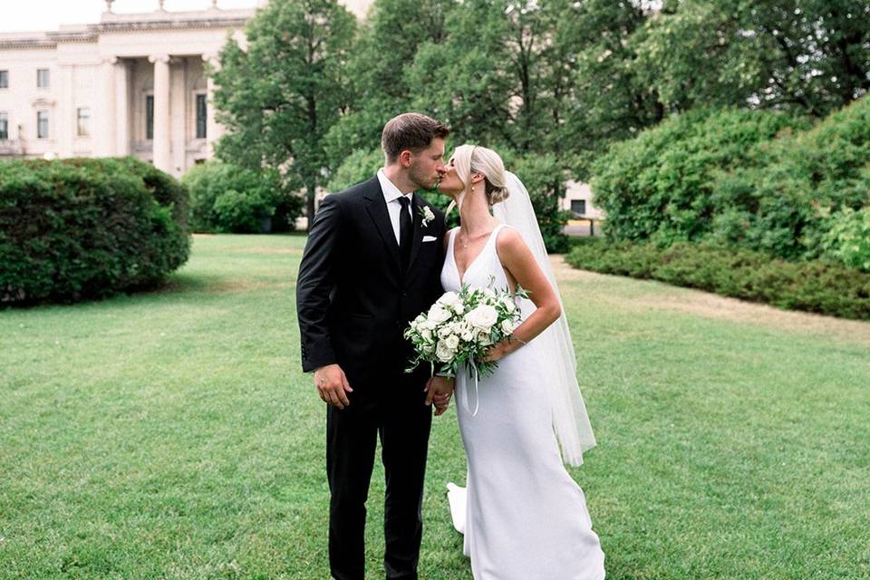 Backyard Winnipeg Wedding