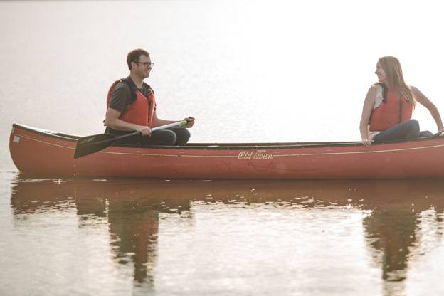 Canoe engagement photos