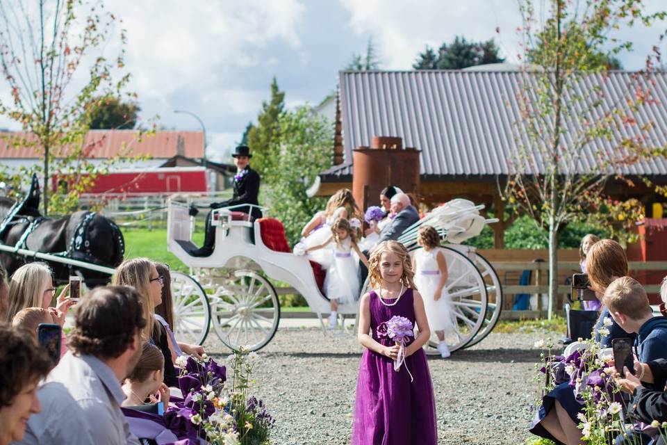 Loft Country Weddings & Carriages