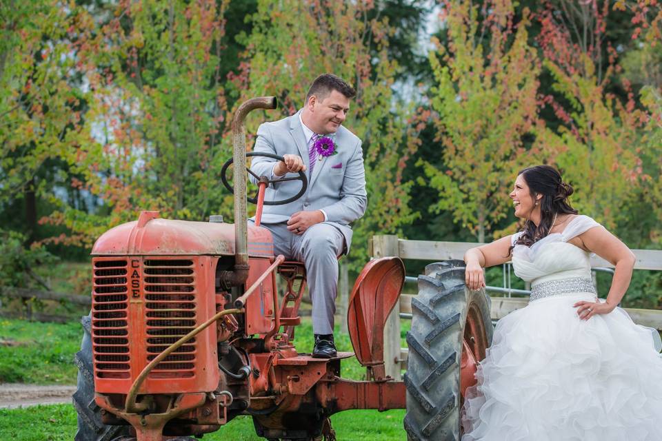 Loft Country Weddings & Carriages