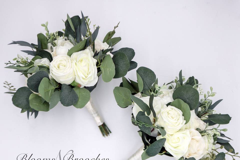 Faux Ivory white bouquets