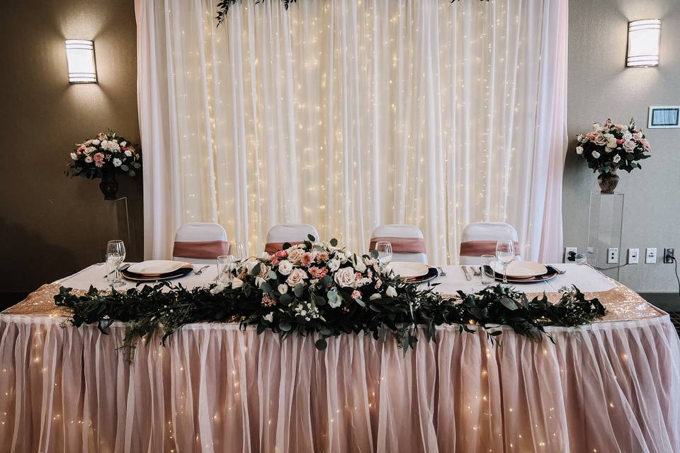 Small Head Table