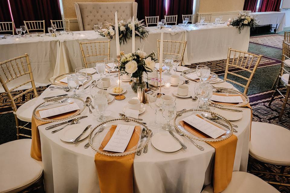 Gold Wedding Decor