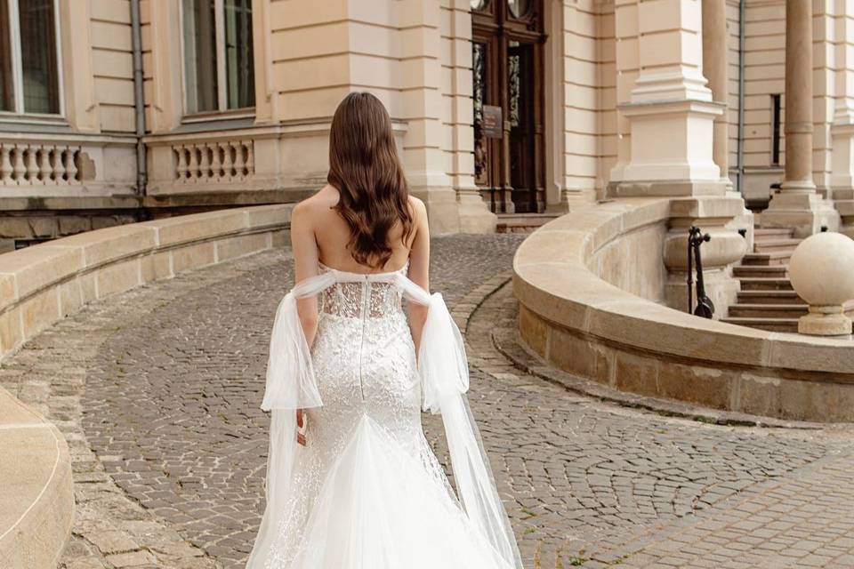 Wedding dress