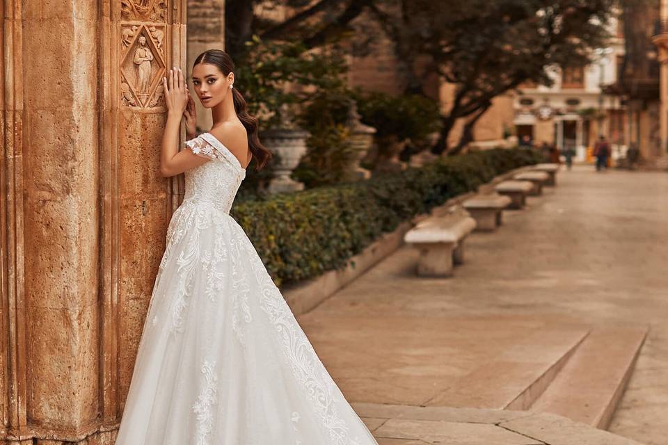 New bridal dress best sale