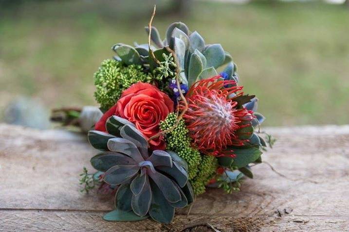 Unique bouquet with succulents