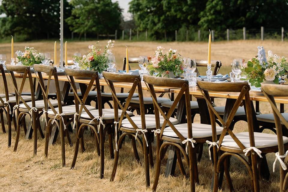 Off-grid dining set-up