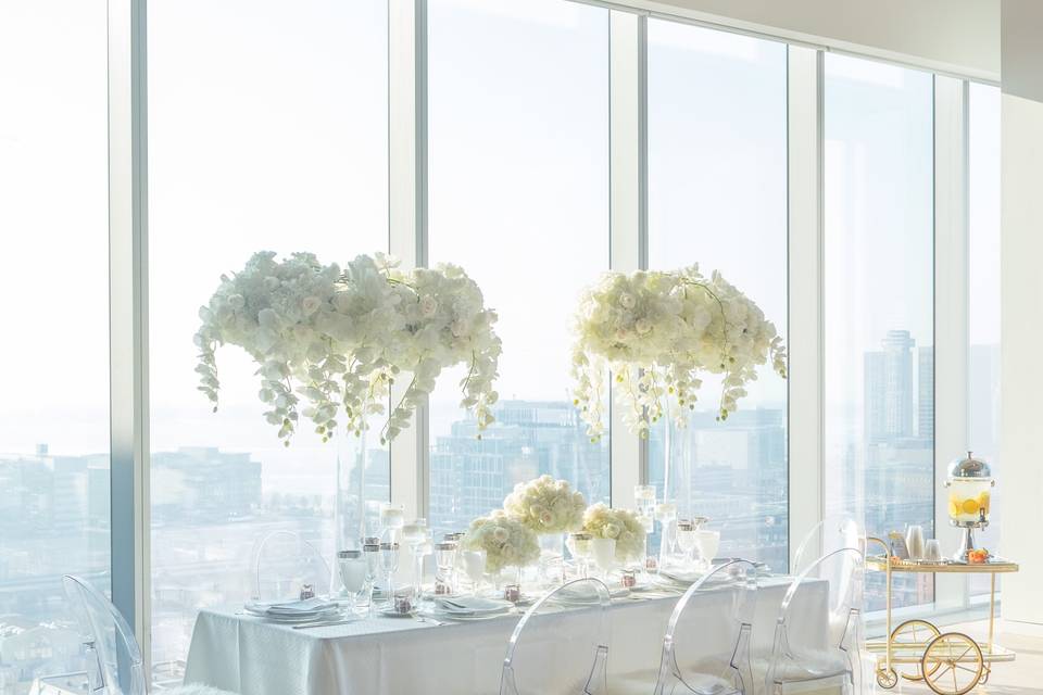 Cloud Head Table