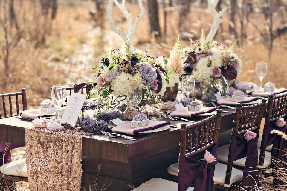 Woodsy Wedding Tablescape