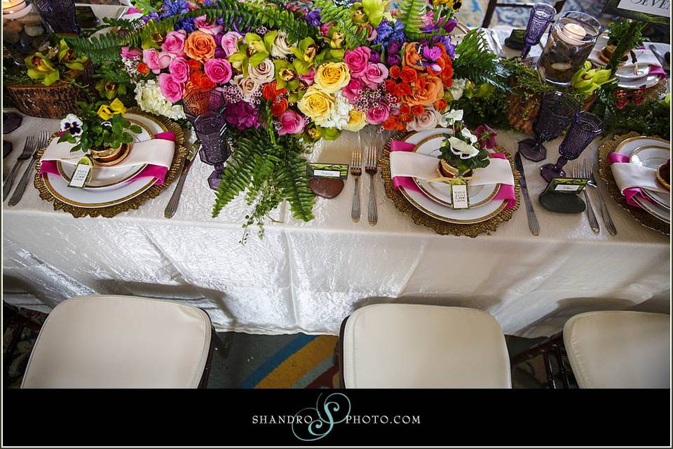 Colourful & joyful tablescape