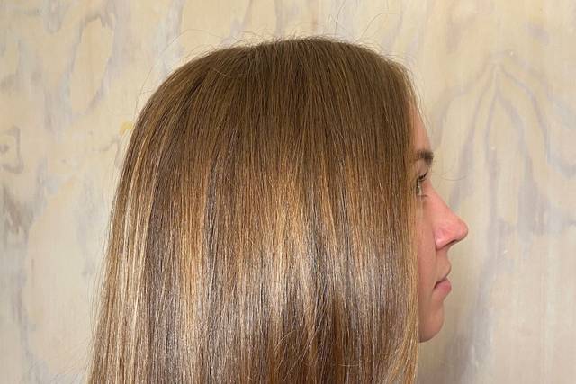 Gorgeous Gloss & Blowout